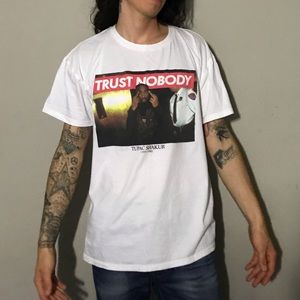 Tupac shirt